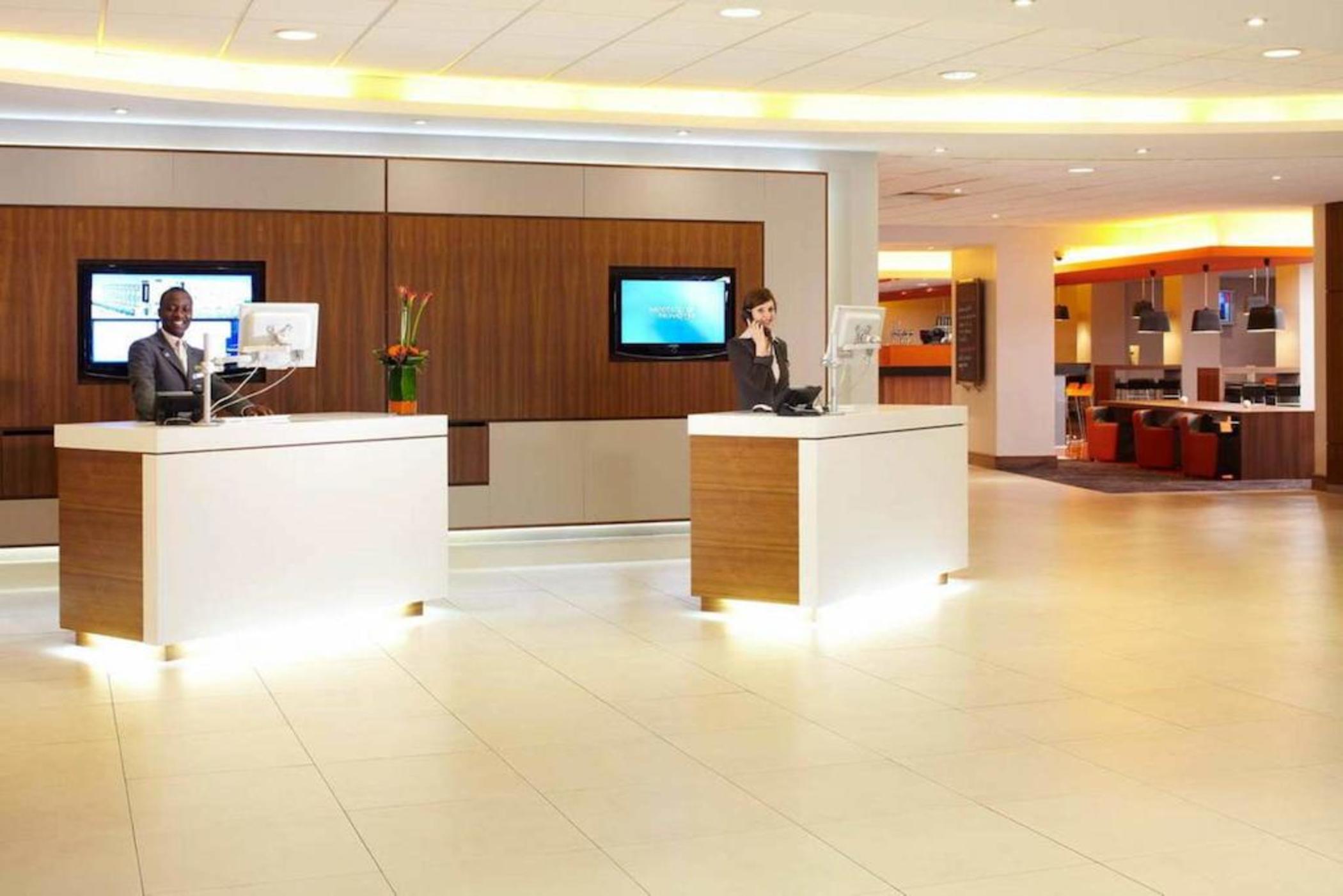 Novotel London Waterloo Exterior photo